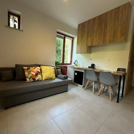 Rooms4less Apartmán