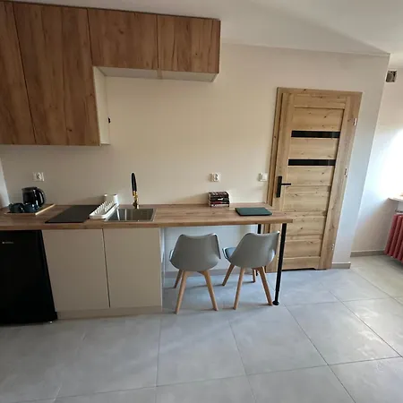 Rooms4less *