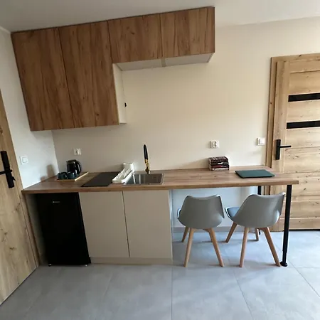 Rooms4less *
